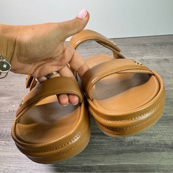 BNWOT Dee Ocleppo Finland II Elegant Tan Women's Sandals size 10 $295 - Picture 11 of 16